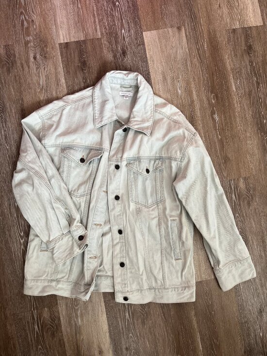 Topshop Jackets & Blazers - Oversized Fall Light Wash Blue Denim Jacket with Pockets!!